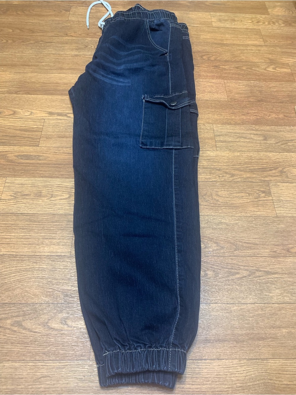Women’s Dark Blue Cargo Jogger Jeans
Size 15 - Picture 3 of 13